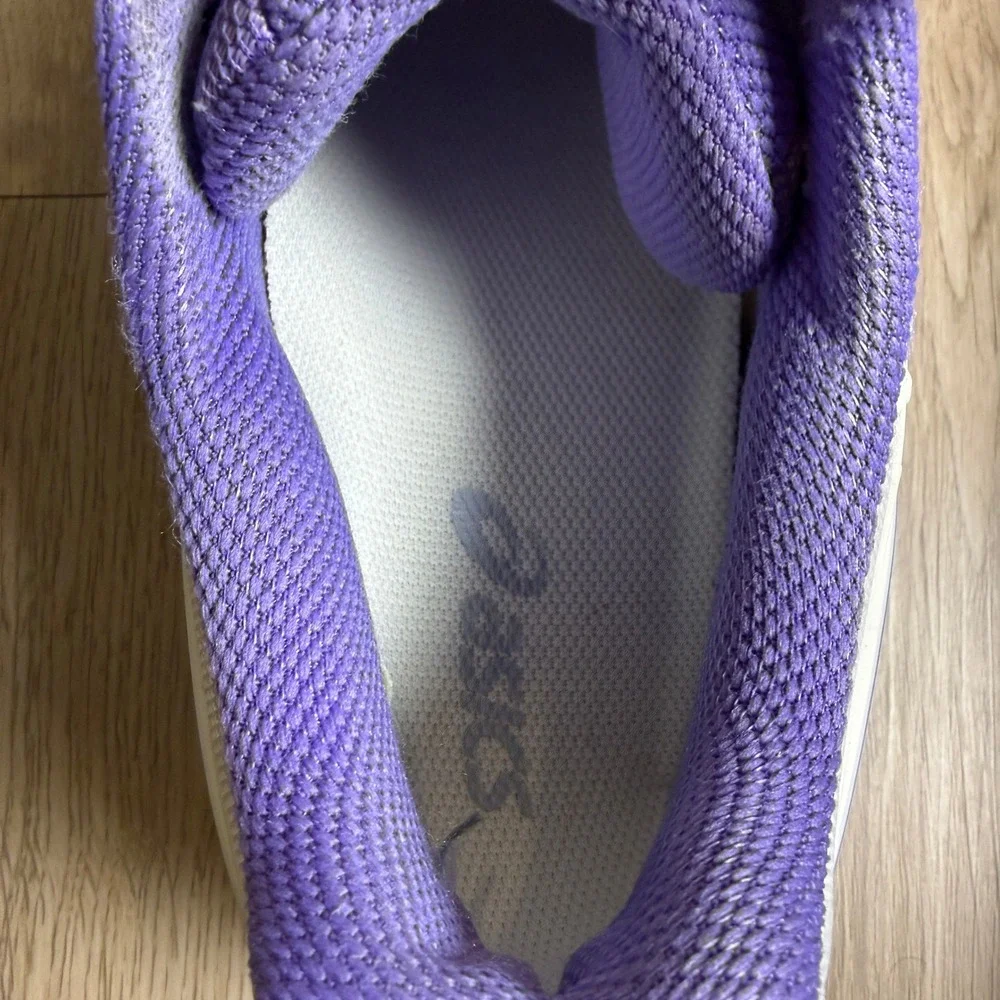 ASICS‎ Gel Resolution 9 Wide Womens Size 10 Cream Purple Tennis Shoes 1042A226